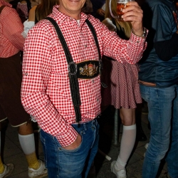 9A8A8003